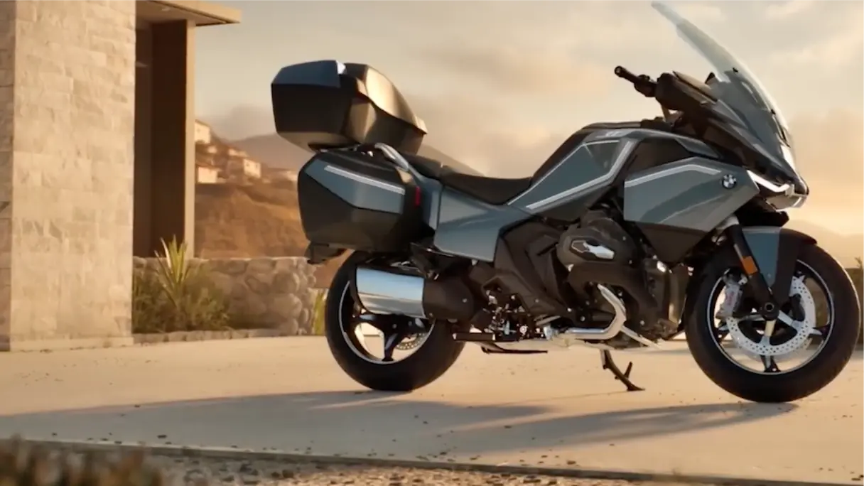 BMW R1300RT ra mắt với nhiều công nghệ mới